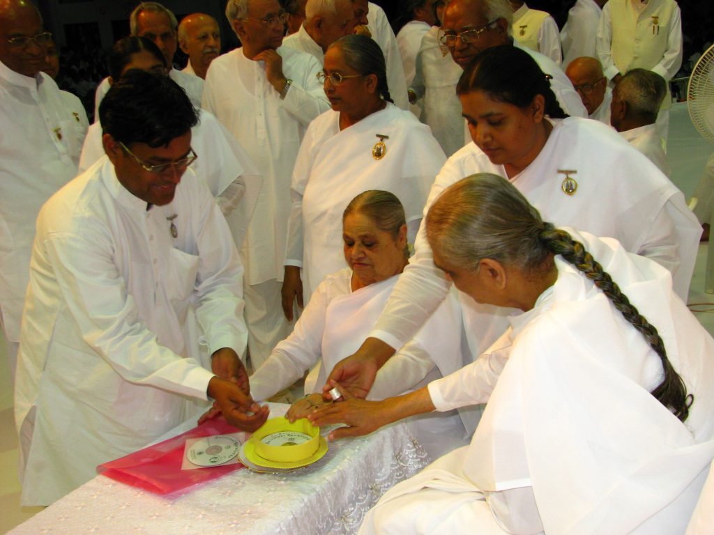 DVD in Sign Language Inaugurated on 07/04/2009 by Avyakt Bapdada..