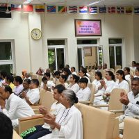 IC participants attending the session with their parents.